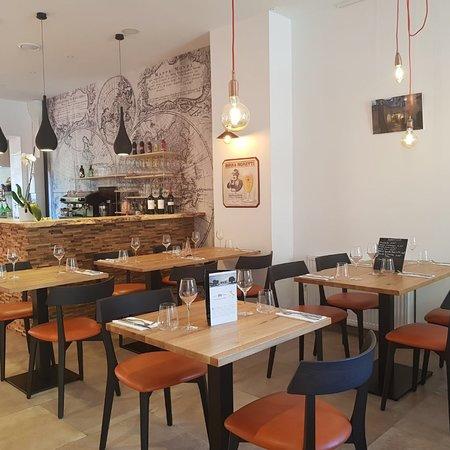 Giulia Trattoria & Pizzeria