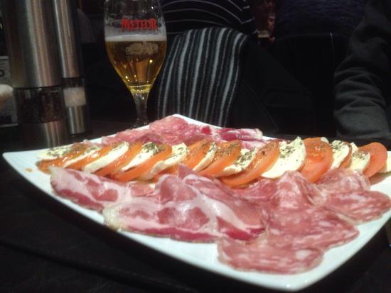 PIZZERIA sARDA