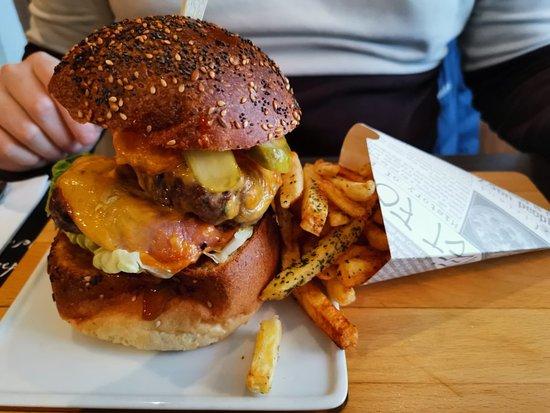 Wine and Burger